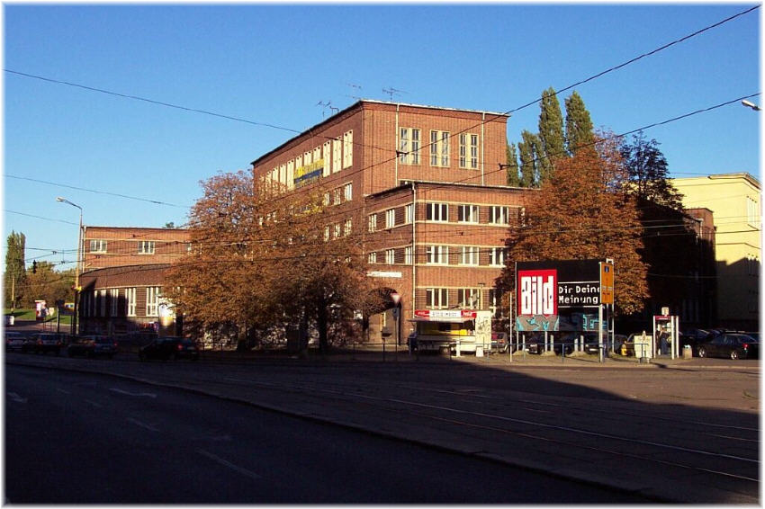 ehemaliges Arbeitsamt Halle, Foto: Ralf Liebegott